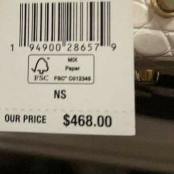 "SOLD" NEW MK SMALL TRUNK CROSSBODY BAG - Picture 5 of 5